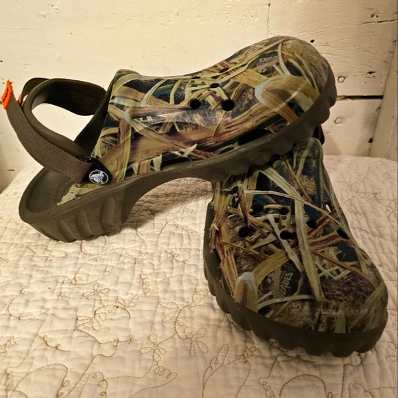 CROCS | Shoes | Crocs Classic All Terrain Mens Size Camo  display picture 2